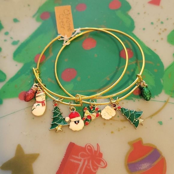 Christmas Cheer Gold Bangle Hand Crafted  Bracelets New - Picture 1 of 1